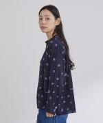 カットジャガード　スタンドカラーブラウス