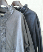 よこ糸グレーデニム&高密度ピケ　フリル衿ワンピース