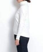 トロワフライス　タートルネック