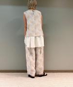 MARBLE PATTERN SLEEVELESS PULLOVER