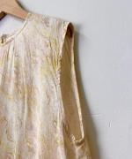 MARBLE PATTERN SLEEVELESS PULLOVER