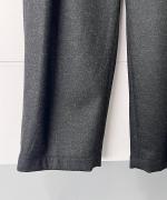 ウール・スタンダードフラノ ワイドストレートパンツ