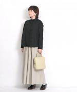 コットンサテン　タック衿ブラウス