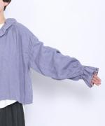 ソリトリネン③　フリルブラウス