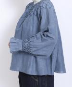 スモッキングコットンリネン　2wayブラウス