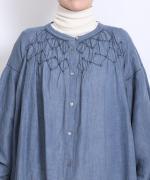 スモッキングコットンリネン　ワンピース