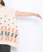 パネルカットジャガード　プルオーバー