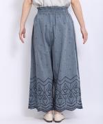 カットワーク刺繍 パンツ