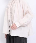 40リネンレース　ブラウス