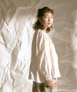 40リネンレース　ブラウス