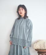 カットワークレース　ブラウス