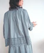 カットワークレース　ブラウス