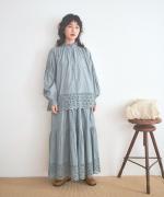 カットワークレース　スカート