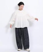 ハンド刺繍コットンモス　プルオーバー