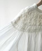 ハンド刺繍コットンモス　プルオーバー