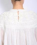 ハンド刺繍コットンモス　プルオーバー