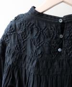 ハンド刺繍コットンモス　プルオーバー