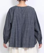 5ozコットンリネンスラブデニム　ベスト付プルオーバー