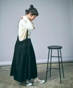 ソリトリネン①　吊りスカート