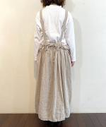 ソリトリネン①　吊りスカート