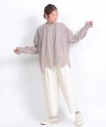 カットワークレース　ブラウス