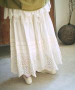 カットワークレース　スカート