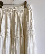 カットワークレース　スカート