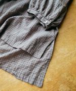 シャーリングチェック　フリルブラウス