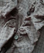 シャーリングチェック　フリルブラウス