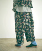 フラワーゴブランジャガード　パンツ