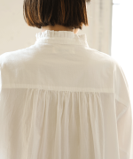 ふわふわコットン　タックフリルブラウス