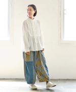 ふわふわコットン　タックフリルブラウス