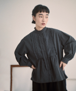 ふわふわコットン　タックフリルブラウス