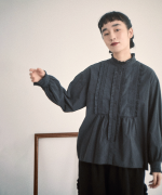 ふわふわコットン　タックフリルブラウス