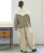 ふわふわコットン　フリルフードプルオーバー