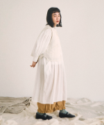 ソリトリネン①　フリルワイドパンツ