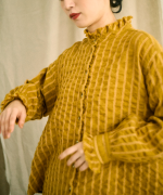 ウールコットンストライプ　ブラウス