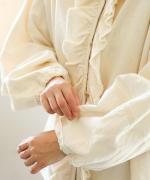 ライトオンスデニム　フリルブラウス