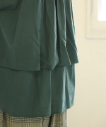 ふわふわコットン　フリルレイヤードブラウス