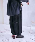 スラブヤーンデニム　タックパンツ