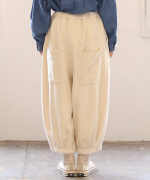 スラブヤーンデニム　タックパンツ