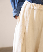 スラブヤーンデニム　タックパンツ