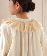 コットンリネンツイルキャンバス　フリルカラーブラウス