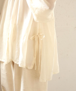 ラミーテンセルツイル　サイドリボンブラウス