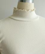 コットンノヴァテレコ　フリルハイネック長袖