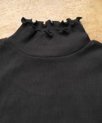 コットンノヴァテレコ　フリルハイネック長袖