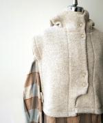 ウールアンゴラボア フードベスト