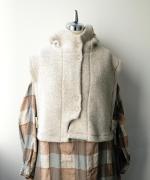 ウールアンゴラボア フードベスト