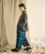 ガーゼ裏毛×リネンレーヨン　フリルカラープルオーバー