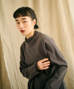 ガーゼ裏毛×リネンレーヨン　フリルカラープルオーバー